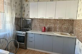 1-к. квартира, 42 м², 6/11 эт. 2008