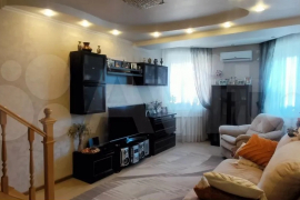 2-к. квартира, 71 м², 5/6 эт. 2009г