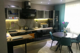 3-к. квартира, 89,9 м², 5/6 эт. 2009Г